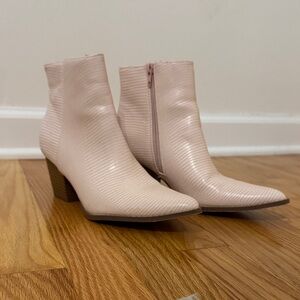 Lulu's Blush Ankle Booties